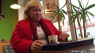 Ciężarna Maya Kendrick uprawia seks w zamian za mieszkanie - 2022-02-26 20:06:53